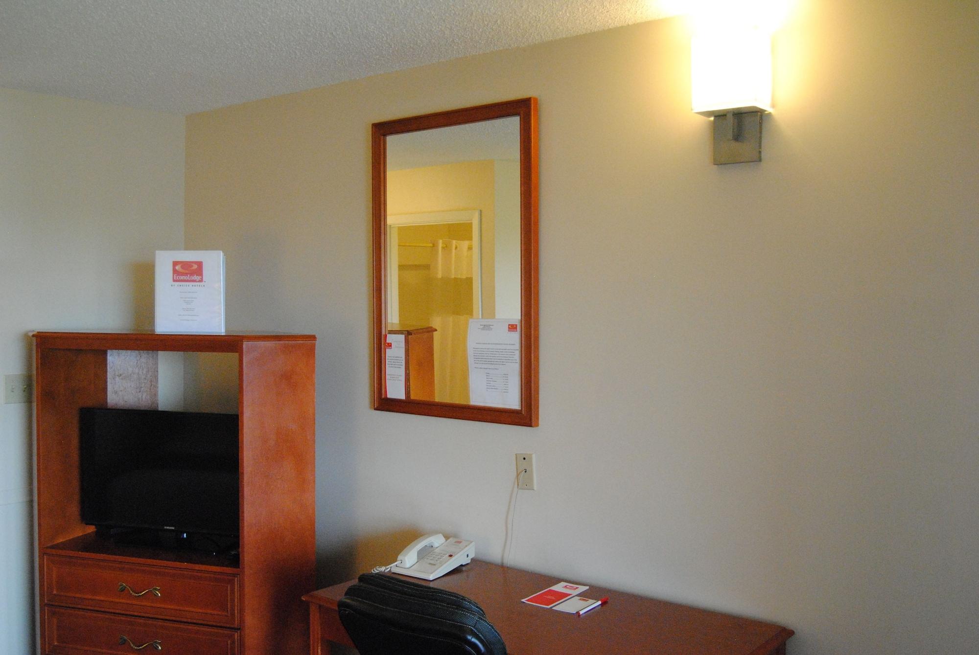 Economy Inn Едмонтон Екстер'єр фото