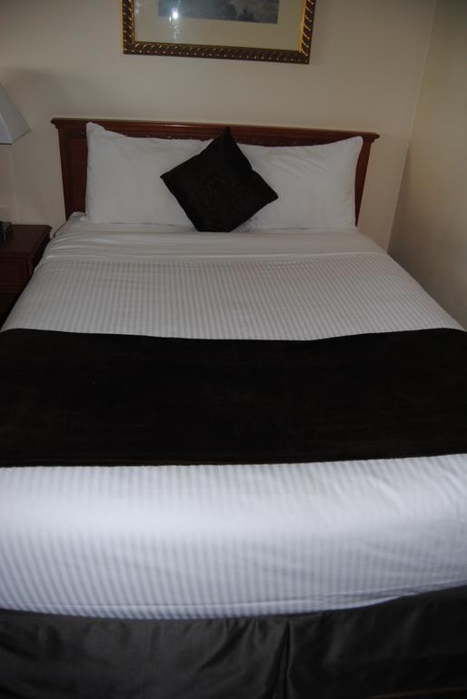Economy Inn Едмонтон Екстер'єр фото