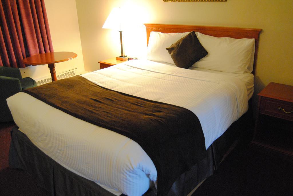 Economy Inn Едмонтон Екстер'єр фото