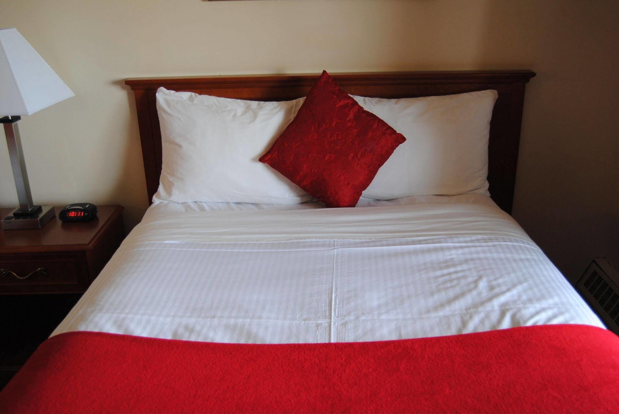 Economy Inn Едмонтон Екстер'єр фото