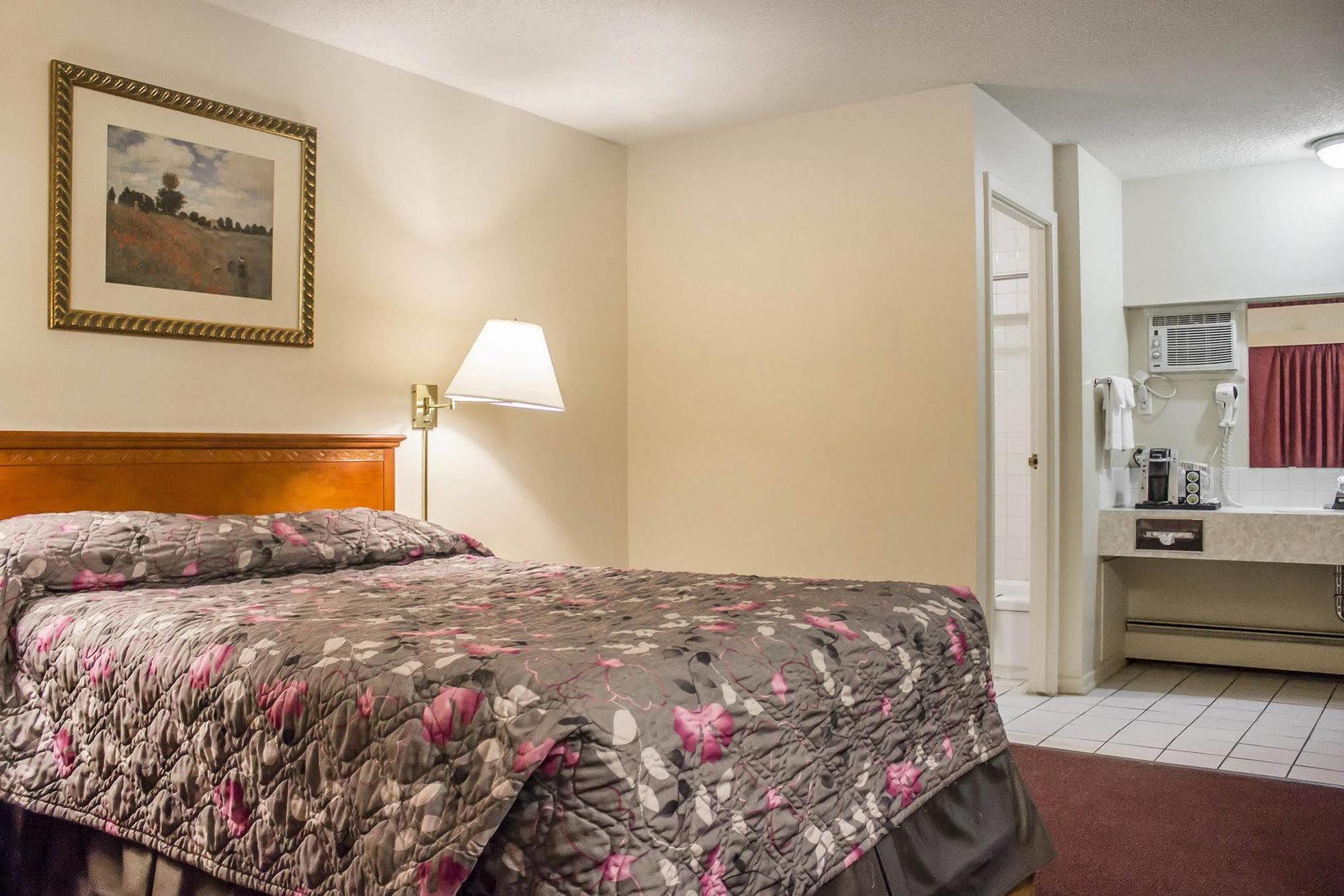 Economy Inn Едмонтон Екстер'єр фото